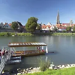 Zum Schloessle Hotel Finningen
